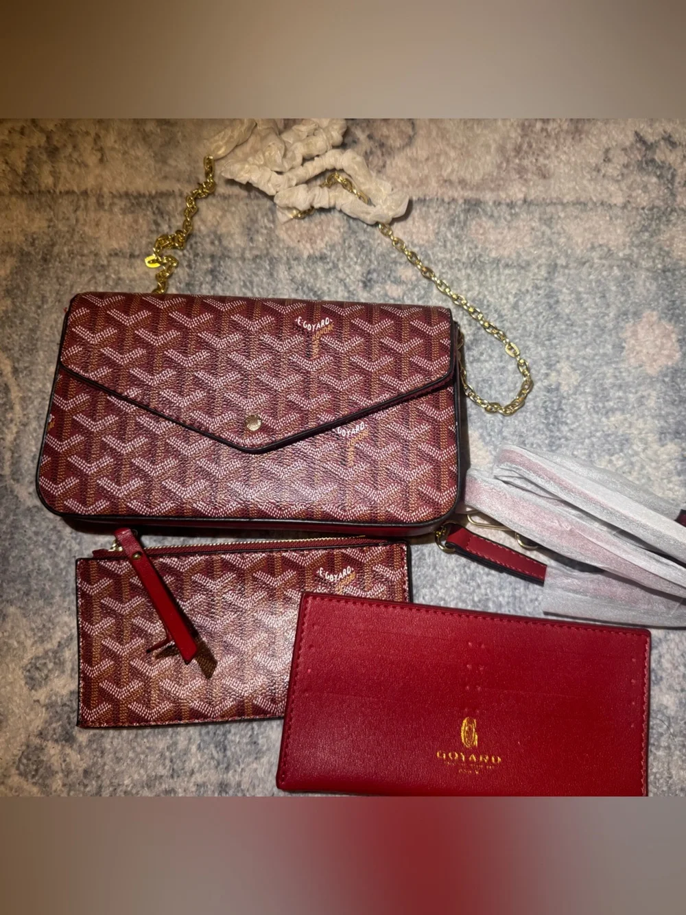 INSPIRED Red Crossbody Wallet Bag with Chain - Picture 1 of 6